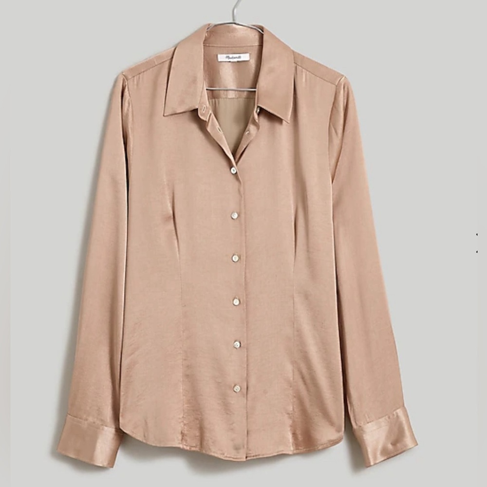 Madewell :Darted Button-Up Shirt in Satin, size: 20w, color: Matchstick